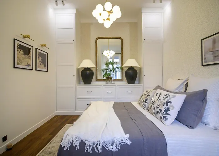 Balcon Champs Elysees Paris