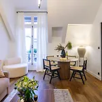 Balcon Champs Elysees Апартаменты *