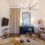 Balcon Champs Elysees Апартаменты