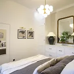 شقة Balcon Champs Elysees باريس